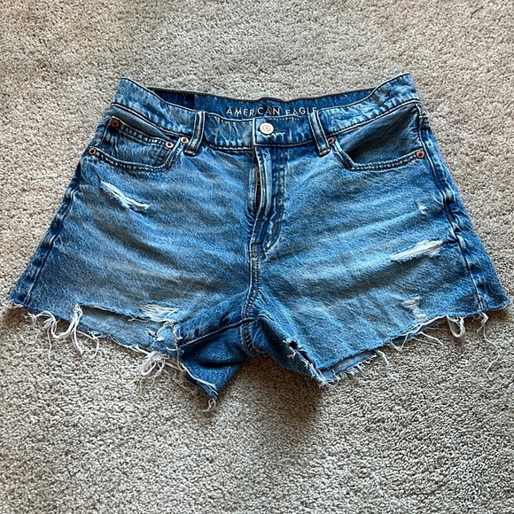 American Eagle Jean Shorts - Picture 1 of 3